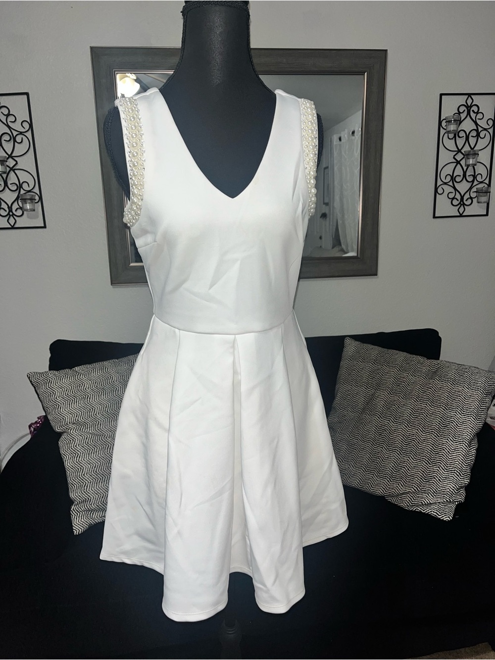 Speckless white Dress - Size 5